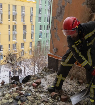 У Києві завершили роботи з ліквідації наслідків масованого російського обстрілу