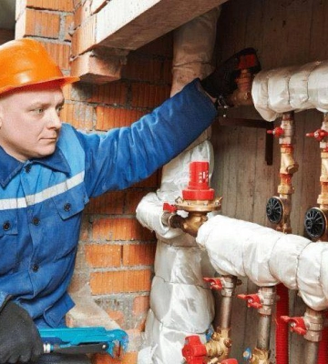 Эвакуация из Киева: в КВГА разъяснили, стоит ли уезжать из города (видео)