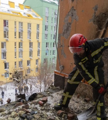 В Киеве вернули отопление в более чем тысячу домов