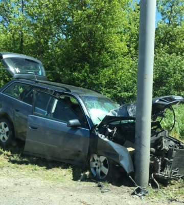У Луцьку судили водія, який на чужому авто влетів у стовп, а після втечі пив алкоголь
