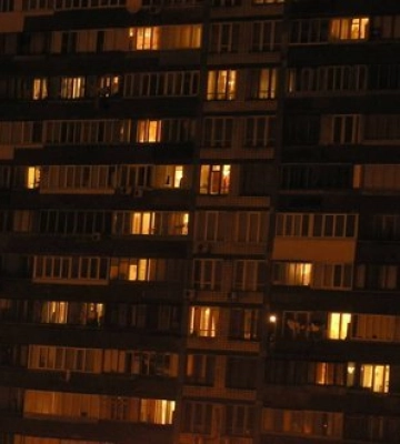 У Кривому Розі повернули світло 90% абонентів, відключених через атаку РФ