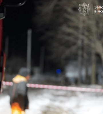 Запоріжжя зазнало повторного ворожого удару: постраждала багатоповерхівка, поранено одну людину
