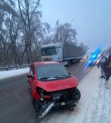 ДТП на Київщині 11 січня: частково перекрито рух на трасі Київ - Одеса
