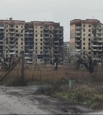 У мережі зʼявилися нові фото окупованого Вугледара на Донеччині