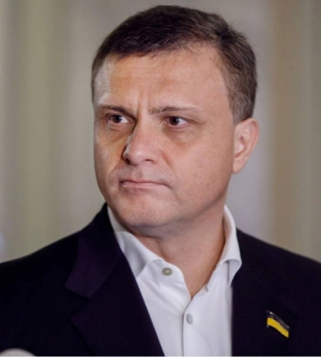 Льовочкін купив 460 гектарів землі у горах на Закарпатті за 2 тис грн за сотку