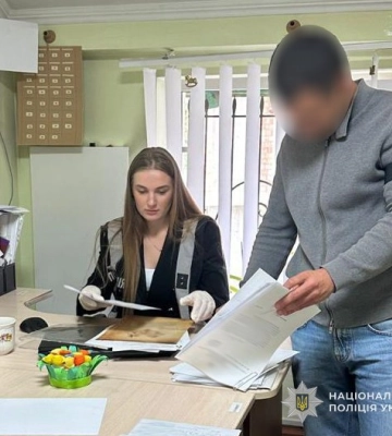 На Львівщині судитимуть адвокатку та її спільника за зловживання впливом