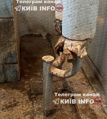 В Киеве из-за морозов в некоторых домах разрываются трубы и батареи отопления. ФОТОрепортаж