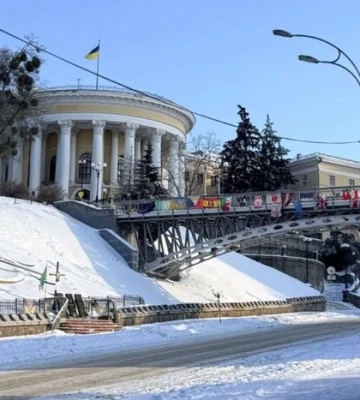 Столична прокуратура вимагає повернути «Жовтневий палац» у державну власність