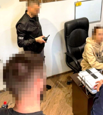 6 700 доларів за «вплив на суд»: на Львівщині судитимуть адвокатку та посадовця міськради