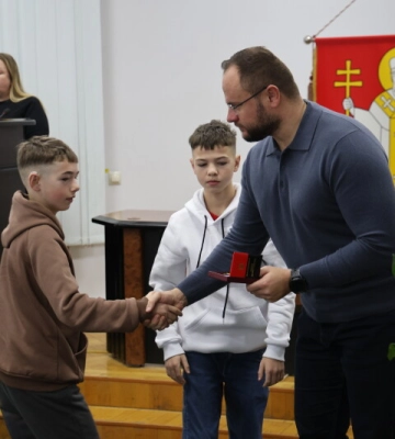У Луцьку рідним 10 загиблих воїнів вручили державні нагороди