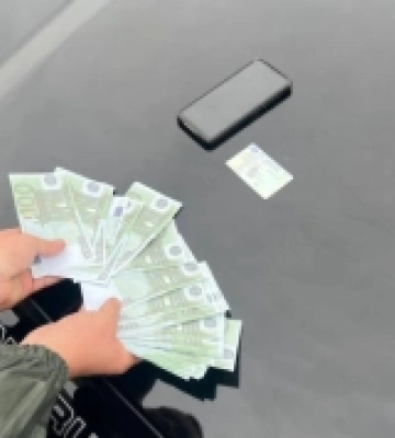 У Сарнах судитимуть чоловіка, який за 10 000 євро допомагав тікати з України