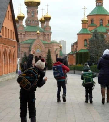 Подпольная школа УПЦ: настоятель монастыря выехал из Украины - СМИ