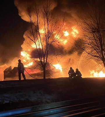 У ДСНС показали, як на Волині ліквідовували пожежі після ворожих ударів