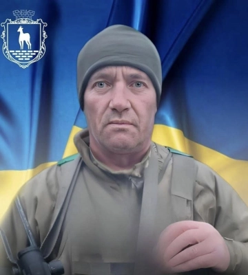 Рівненщина попрощалася з Героєм: загинув захисник Роман Шапірка із Сарн