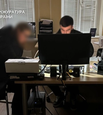 Переплата за електроенергію для закладів освіти - у Києві повідомлено про підозру посадовиці РДА