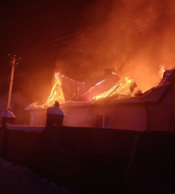 В Маневичах горів багатоквартирний будинок