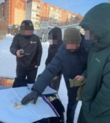 На Волині викрили посадовця ТЦК, який за хабарі знімав з розшуку військовозобов'язаних. ФОТО