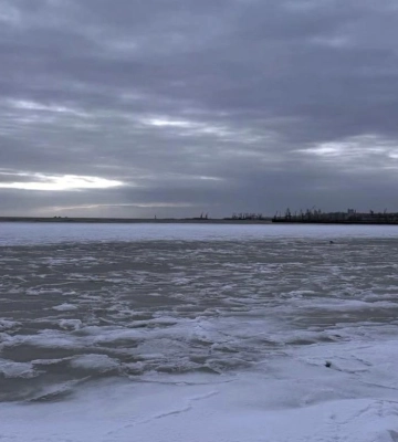У мережі опублікували фото Азовського моря в Донецькій області
