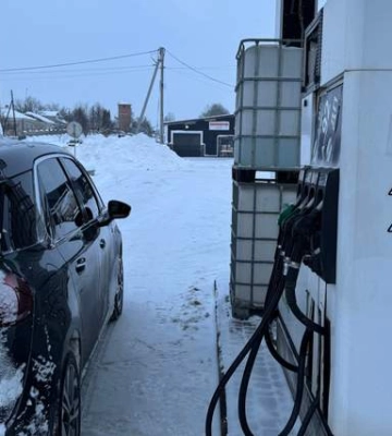 Нелегальну АЗС виявили податківці на Тернопільщині