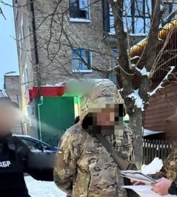 Керівник фінансової служби однієї з бригад на Запорізькому напрямку привласнив майже 10 млн грн і втік