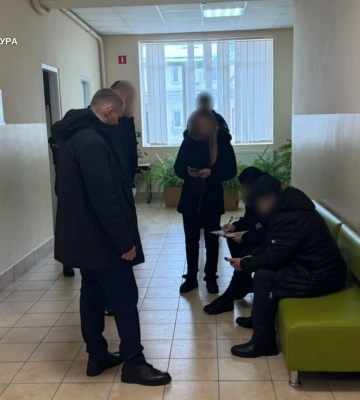 Поліція розслідує смерть 12-річної пацієнтки стоматологічної клініки в Ужгороді