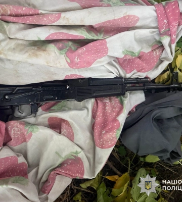 У Дніпрі двох зловмисників судитимуть за обвинуваченням у збуті вогнепальної зброї. ФОТО