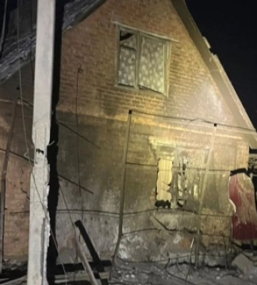 Війська РФ били дронами та артилерією по двох районах Дніпропетровщини, є пошкодження