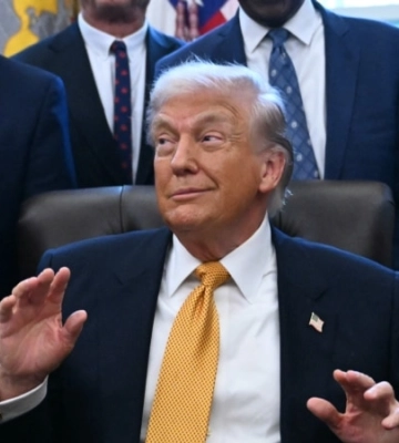 Трамп заявил, что Украина, а не Россия затягивает с мирным соглашением