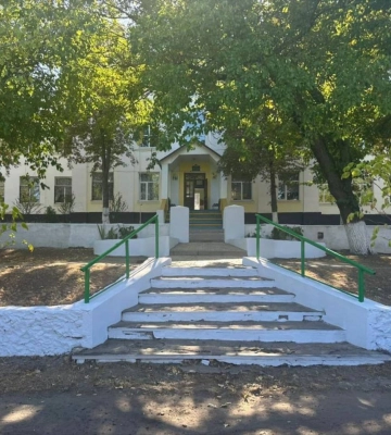 На Одещині директор приватного будівельного підприємства привласнив бюджетні кошти під час ремонту школи