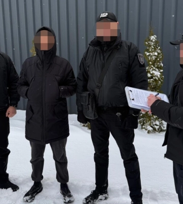 ДБР: На Донеччині викрито військових, які вкрали понад 47 млн грн на закупівлях дронів