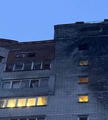 Полиция Киева показала фото последствий попадания российского дрона в Соломенском районе
