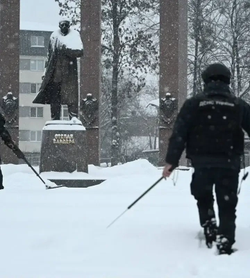 Росія атакувала дроном центр Львова: він упав біля пам'ятника Бандері