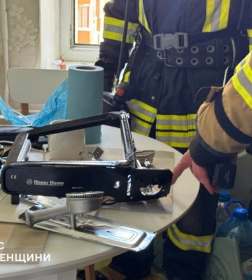 У Рівному у квартирі вибухнув газовий балончик від портативної плити (ФОТО+ВІДЕО)