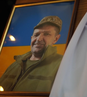 Загинув на Куп'янському напрямку: на Волині попрощалися з Романом Люлькою 