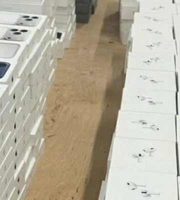 На границе изъяли технику Apple на 35 млн