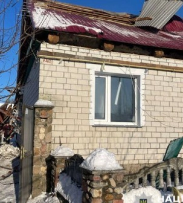 Повторный удар дрона по Семеновке: ранены трое полицейских и гражданская женщина. ФОТОРЕПОРТАЖ