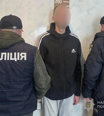У припадку ревнощів підпалив чужий автомобіль - на Сумщині затримано зловмисника