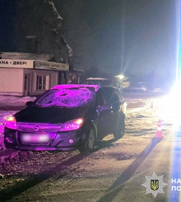 У Хмельницькому 62-річний чоловік потрапив до лікарні внаслідок наїзду автомобіля