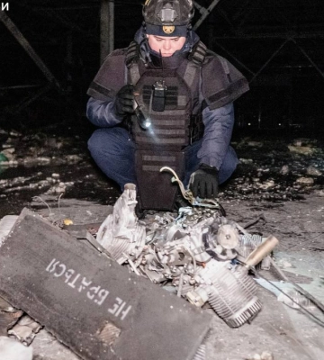 В Хмельницком районе в результате атаки российских БПЛА вспыхнул пожар на предприятии — ОВА