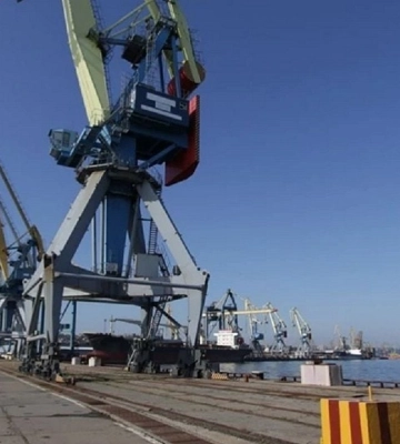 Россия интегрирует порт в оккупированном Мариуполе в свою экономику — разведка