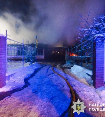 Обставини пожежі, під час якої трагічно загинула жінка, встановлює поліція Київщини