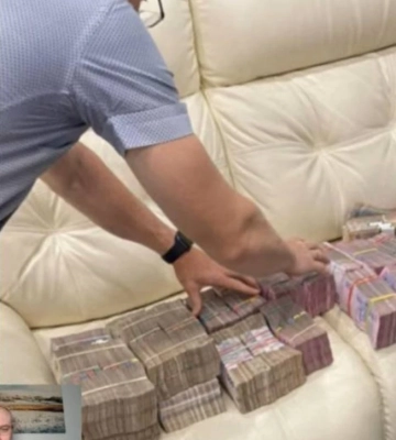"Вони мене добровільно-примусово доїли". Одеський підприємець Ваганян розповів та показав фото, як виплачував Баканову та Наумову мільйони доларів "подяки"