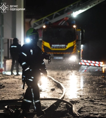 Вночі ворог знову атакував Одещину безпілотниками: є влучання, постраждала людина, - голова ОВА