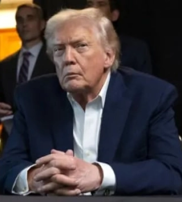 Трамп купил облигации Netflix и Warner Bros. после их заявления о слиянии