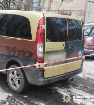 У Хаджибейському районі Одеси мікроавтобус скоїв смертельний наїзд на літню людину
