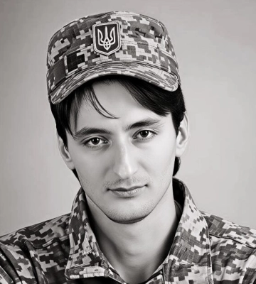 Черкаська громада провела в останню путь військового, який загинув на Харківщині
