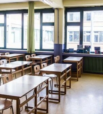 В Одесі частину шкіл перевели на дистанційне та змішане навчання через холод