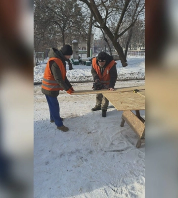Росіяни обстріляли цивільне підприємство, парк та АЗС на Харківщині