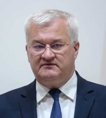 Сибіга доручив усім посольствам запустити термінові збори коштів для підтримки українського народу