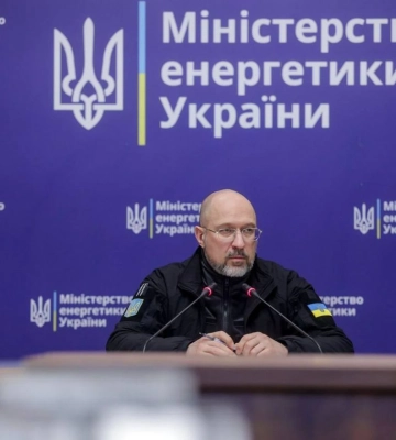 Шмигаль поговорив з главою МАГАТЕ на тлі підготовки російських ударів по підстанціях АЕС
